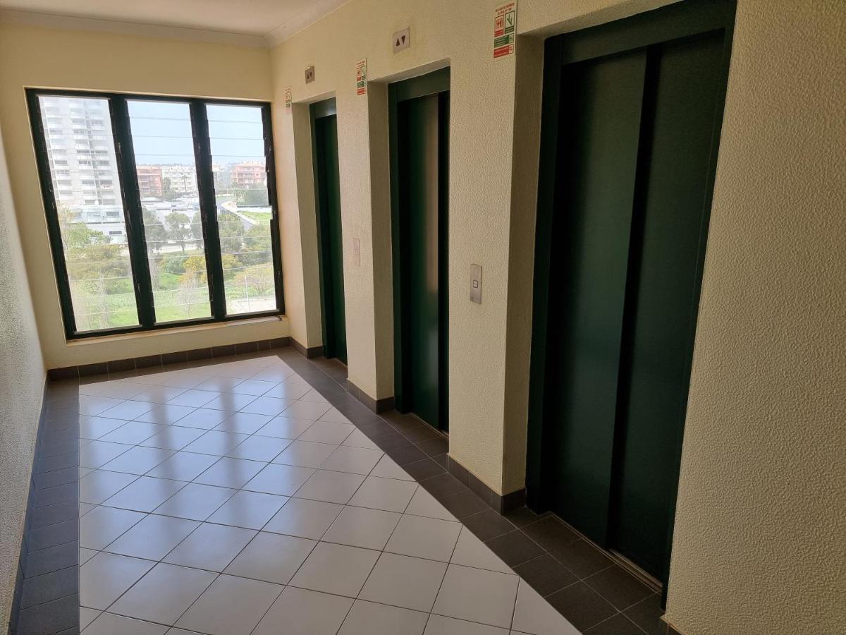 Apartamento Encantador Com Piscina Aquecida Portimão Exteriér fotografie